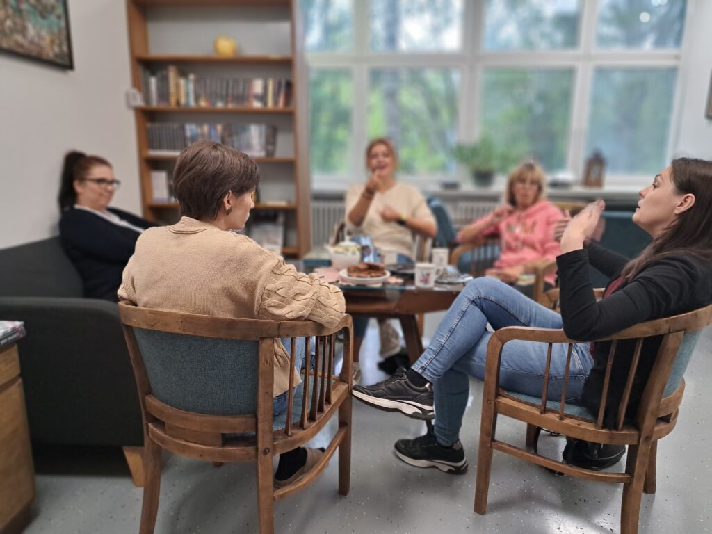 2025-09-24_Kniha_o_piatej_Fancy_a_book_2"