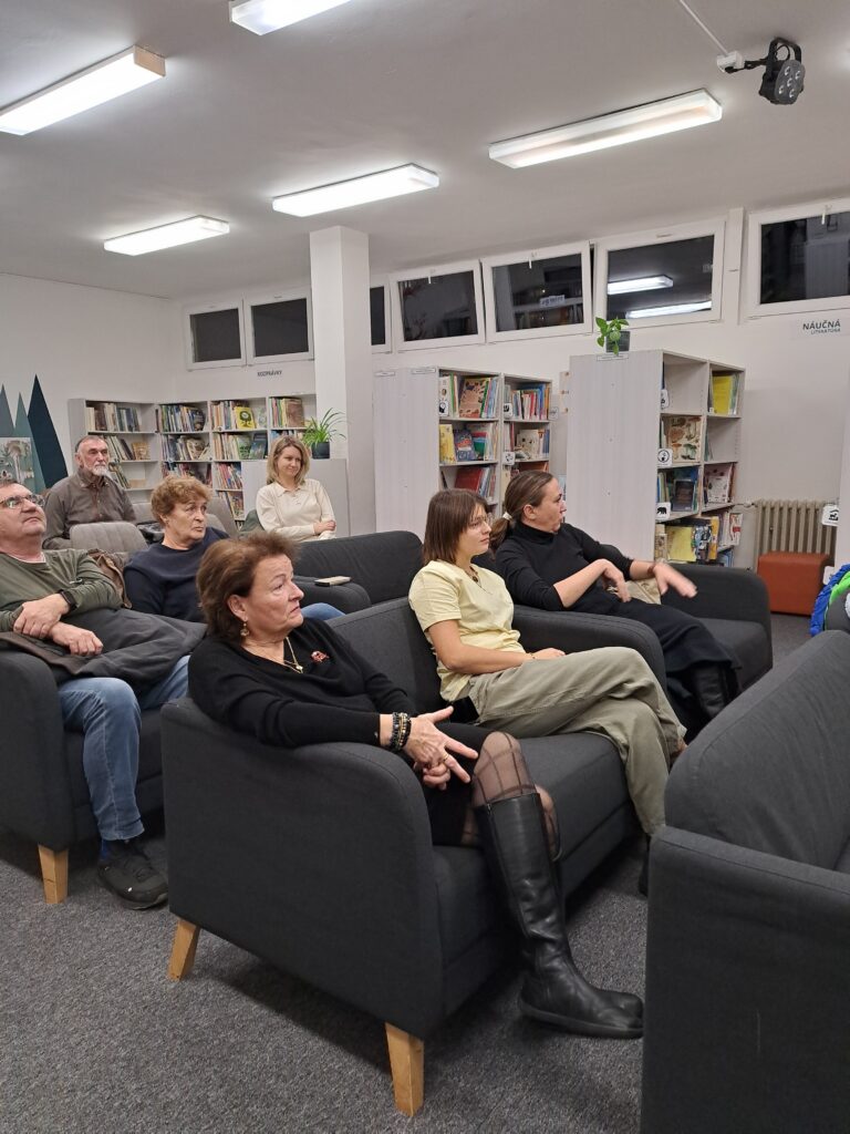 "2025-11-24_Puchovsky_Hoaxy"