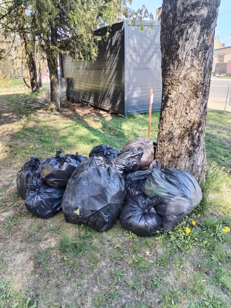 "2026-04-28-komunitne_upratovanie_By"